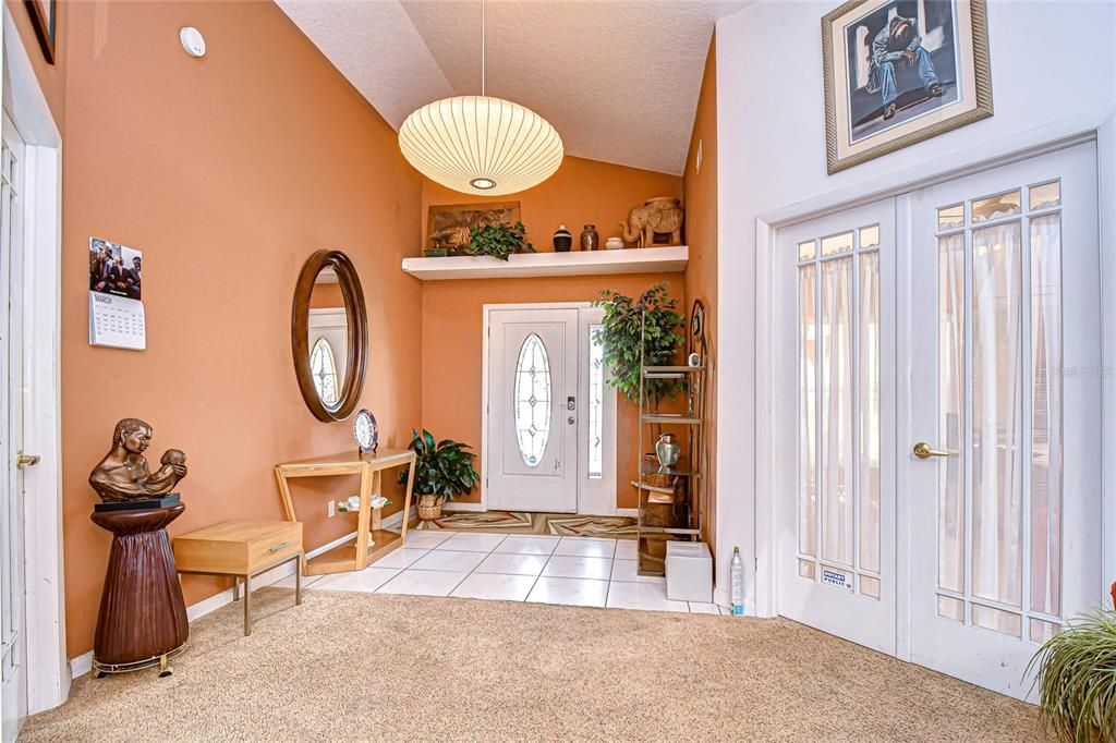 Image 15 of property listing at 3230 N ROME AVENUE, Tampa, FL 33607