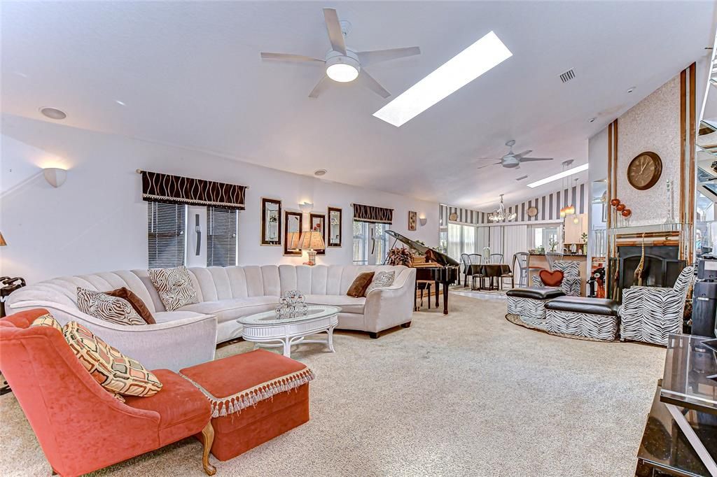 Image 19 of property listing at 3230 N ROME AVENUE, Tampa, FL 33607
