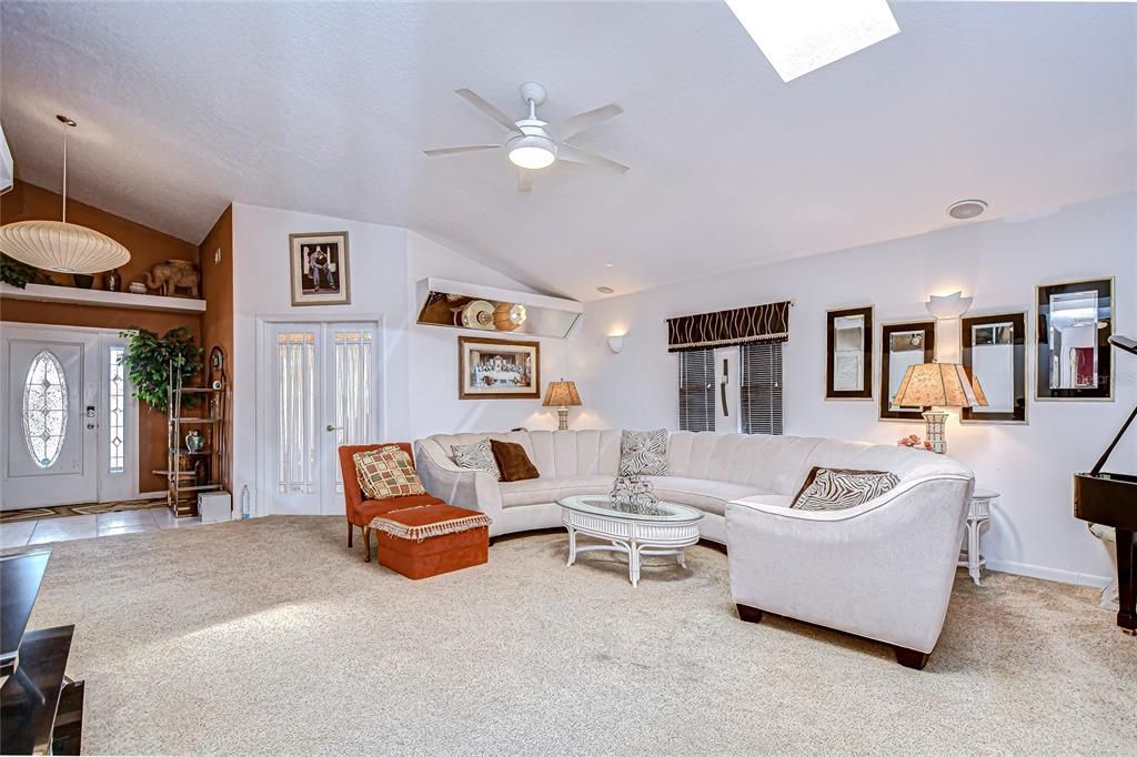 Image 22 of property listing at 3230 N ROME AVENUE, Tampa, FL 33607