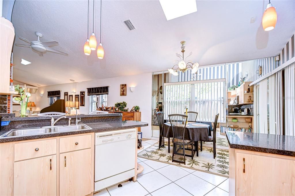 Image 39 of property listing at 3230 N ROME AVENUE, Tampa, FL 33607