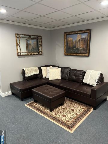 133 Westwood Avenue B, Westwood, NJ 07675