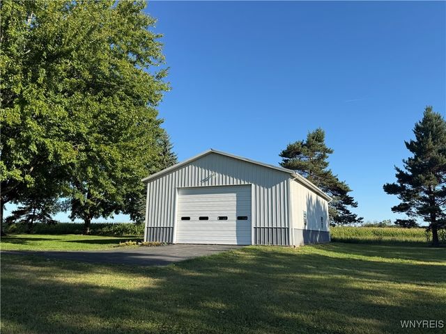 2732 Galloway Road, Batavia, NY 14020