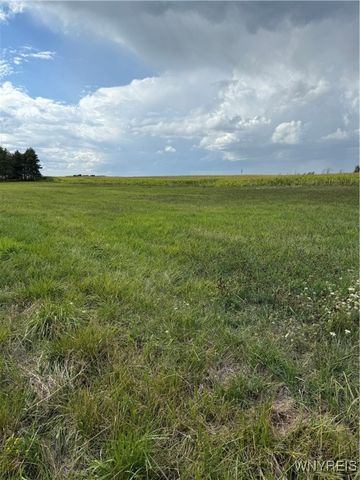 2732 Galloway Road, Batavia, NY 14020