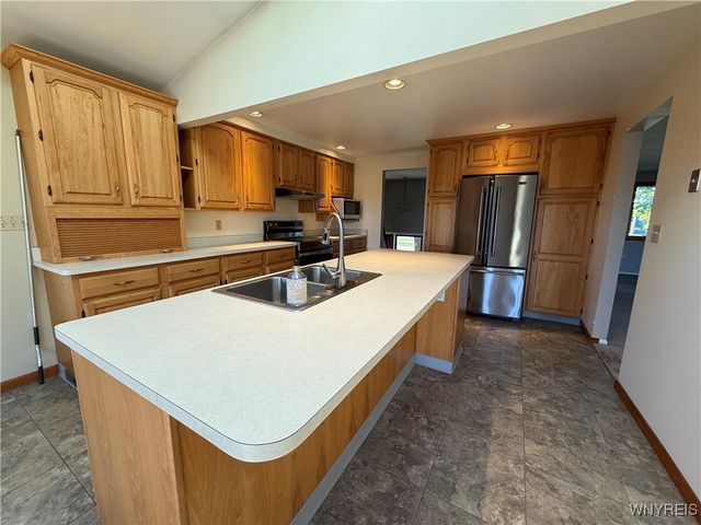 2732 Galloway Road, Batavia, NY 14020