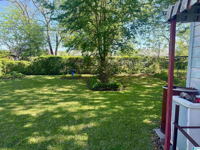 129 10TH STREET S, Bessemer, AL 35020
