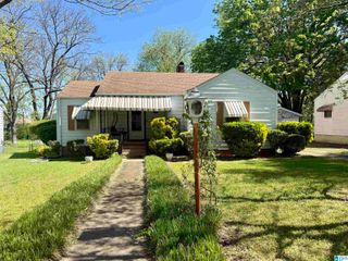 129 10TH STREET S, Bessemer, AL 35020