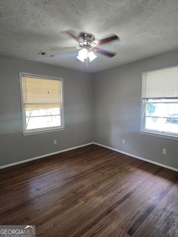 3120 Lone Oak Avenue SW, Atlanta, GA 30354