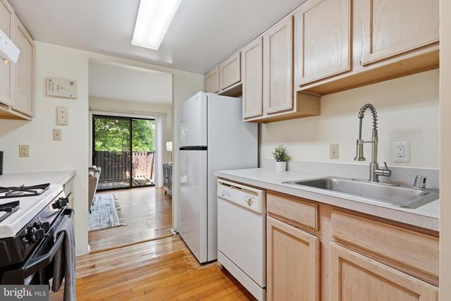 2020 CAMBRIDGE DR, Crofton, MD 21114