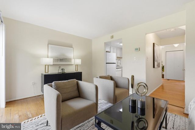 2020 CAMBRIDGE DR, Crofton, MD 21114