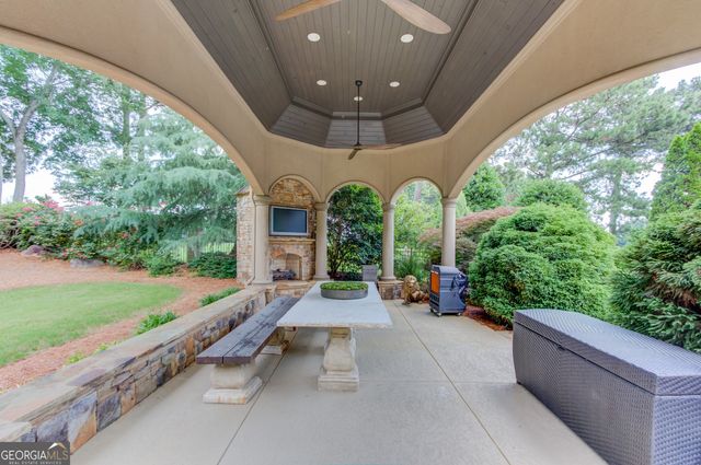 1905 Kathy Whitworth Drive, Braselton, GA 30517