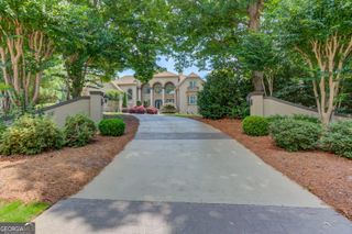 1905 Kathy Whitworth Drive, Braselton, GA 30517