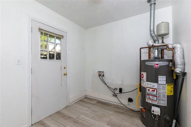 5130 Happy Hollow Road, Atlanta, GA 30360