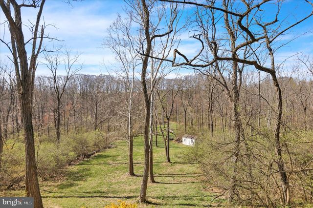 241 BLOSSOM CT, Bernville, PA 19506