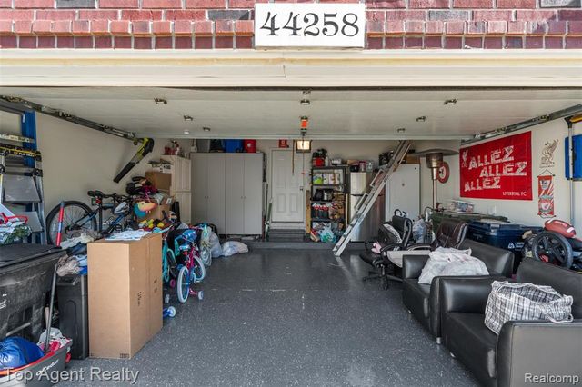 44258 Constellation Drive, Sterling Heights, MI 48314