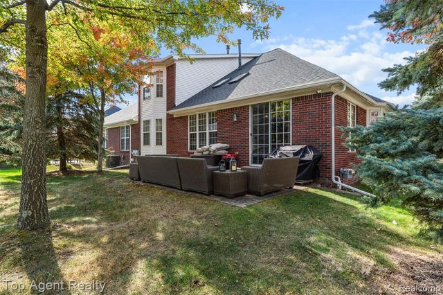 44258 Constellation Drive, Sterling Heights, MI 48314