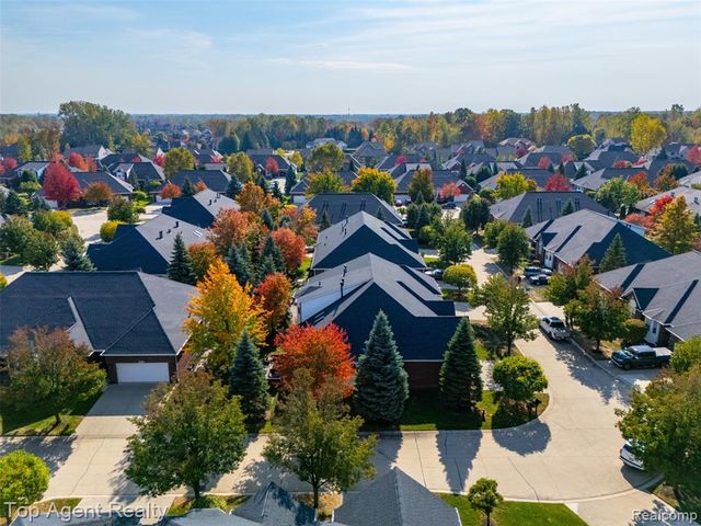 44258 Constellation Drive, Sterling Heights, MI 48314