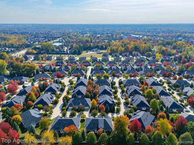 44258 Constellation Drive, Sterling Heights, MI 48314