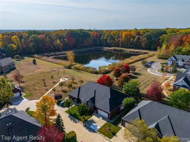 44258 Constellation Drive, Sterling Heights, MI 48314