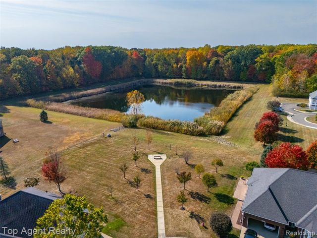 44258 Constellation Drive, Sterling Heights, MI 48314