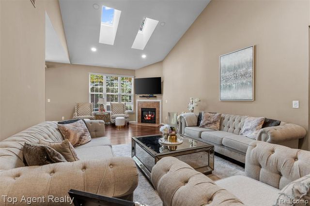 44258 Constellation Drive, Sterling Heights, MI 48314