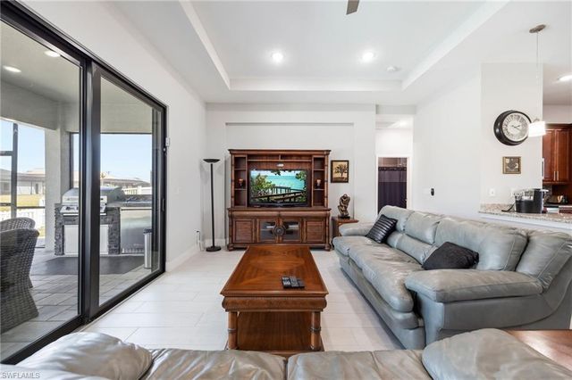 307 Gleason PKWY, Cape Coral, FL 33914