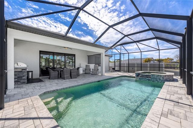 307 Gleason PKWY, Cape Coral, FL 33914