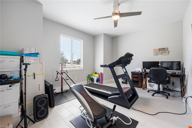 307 Gleason PKWY, Cape Coral, FL 33914