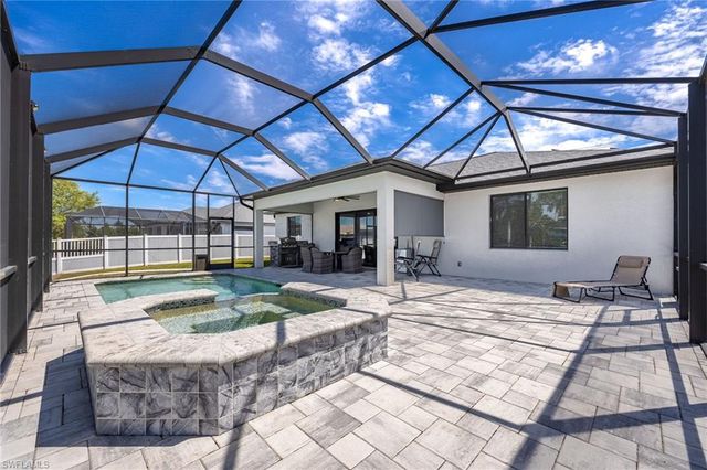 307 Gleason PKWY, Cape Coral, FL 33914