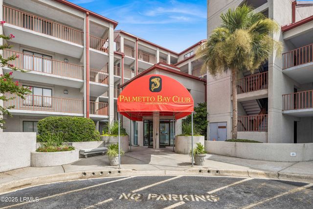100 Helmsman Way Apt 312, Hilton Head Island, SC 29928