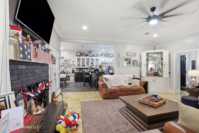 801 Woodland Pine Street, Flowood, MS 39232
