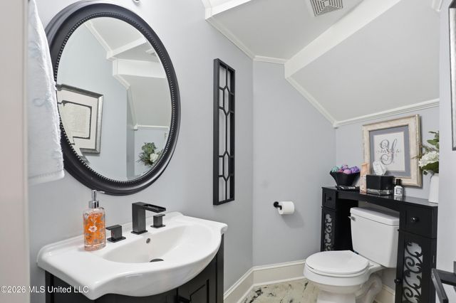 801 Woodland Pine Street, Flowood, MS 39232