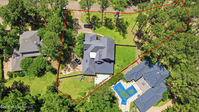 801 Woodland Pine Street, Flowood, MS 39232