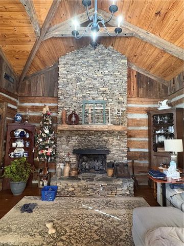 8313 Wrights Farm Lane, Summerfield, NC 27358