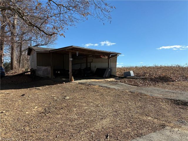 8313 Wrights Farm Lane, Summerfield, NC 27358