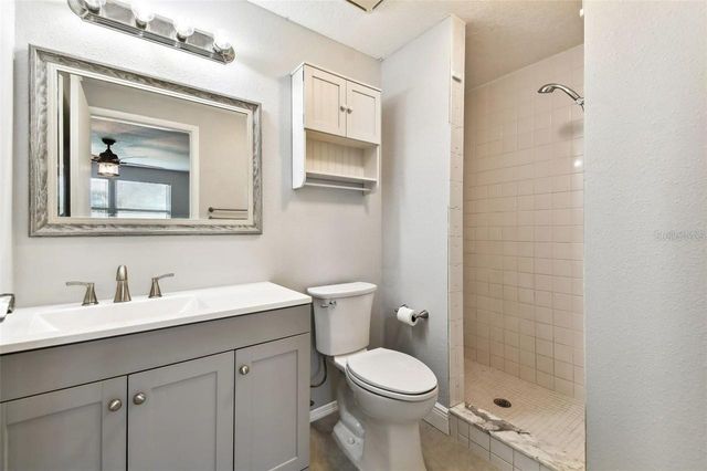 123 LOBLOLLY COURT H, Oldsmar, FL 34677