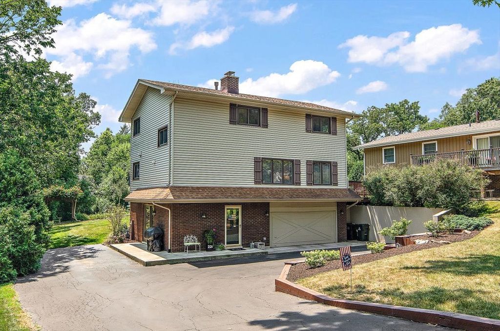 224 Hauser Court, New Lenox, IL 60451