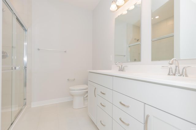 2810 Willow Creek Drive, Evansville, IN 47712