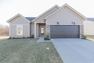 2810 Willow Creek Drive, Evansville, IN 47712
