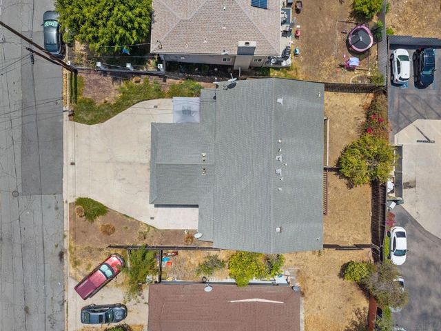 2018 Hawkins Way, Spring Valley, CA 91977