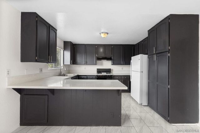 2018 Hawkins Way, Spring Valley, CA 91977