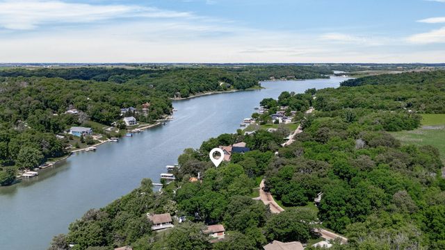 4185 Panorama Drive, Panora, IA 50216
