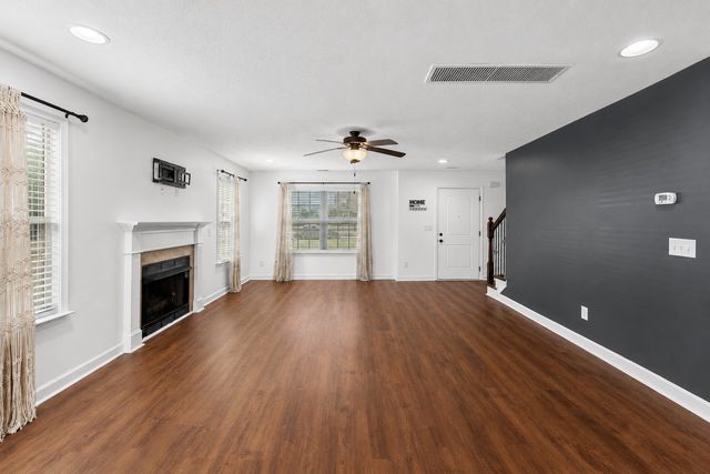 1310 Plano Ct, Murfreesboro, TN 37128