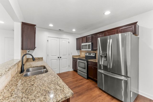 1310 Plano Ct, Murfreesboro, TN 37128