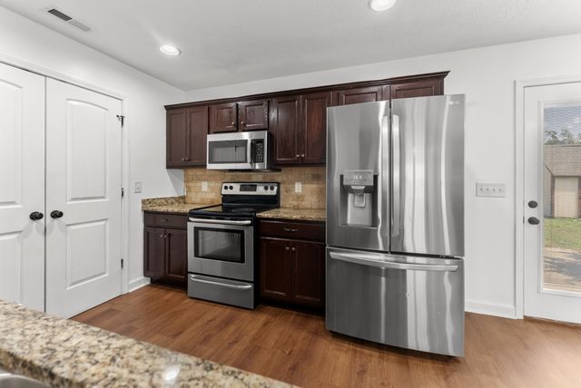 1310 Plano Ct, Murfreesboro, TN 37128