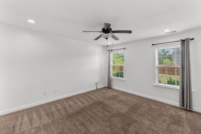 1310 Plano Ct, Murfreesboro, TN 37128