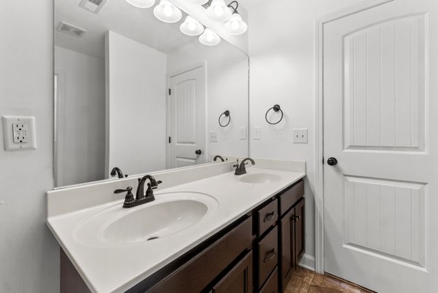 1310 Plano Ct, Murfreesboro, TN 37128