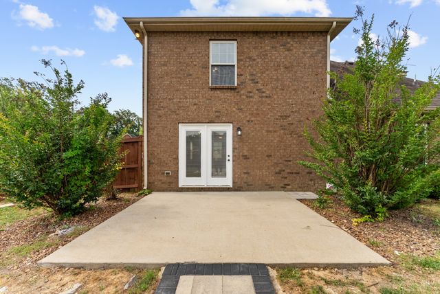 1310 Plano Ct, Murfreesboro, TN 37128