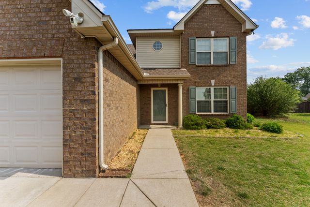 1310 Plano Ct, Murfreesboro, TN 37128