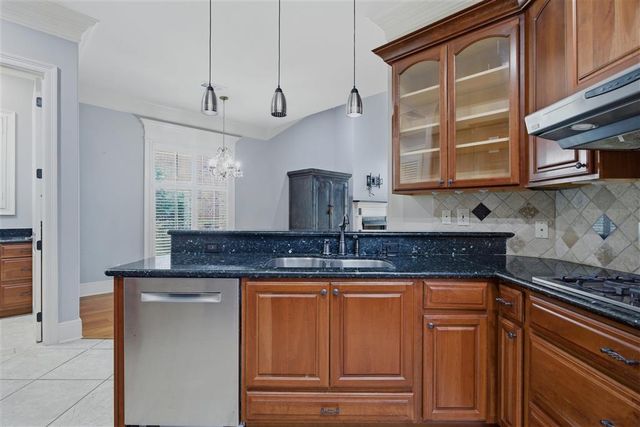 908 Chartres Street, Lake Charles, LA 70605
