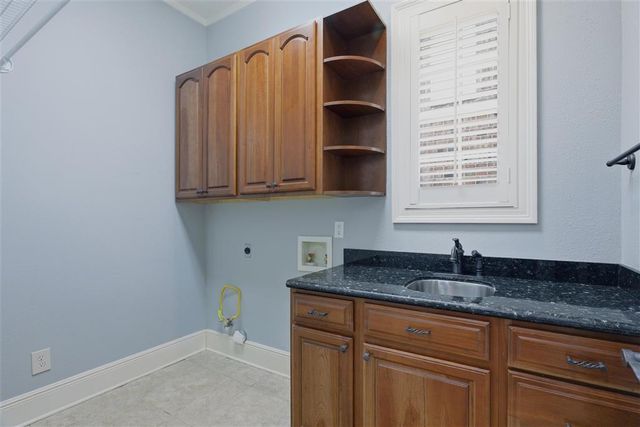 908 Chartres Street, Lake Charles, LA 70605